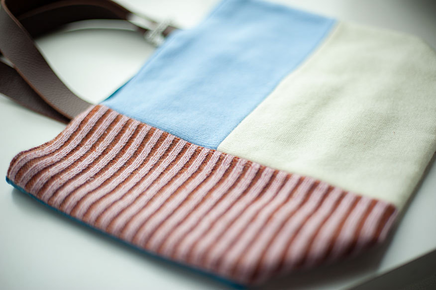 白田のカシミヤバック