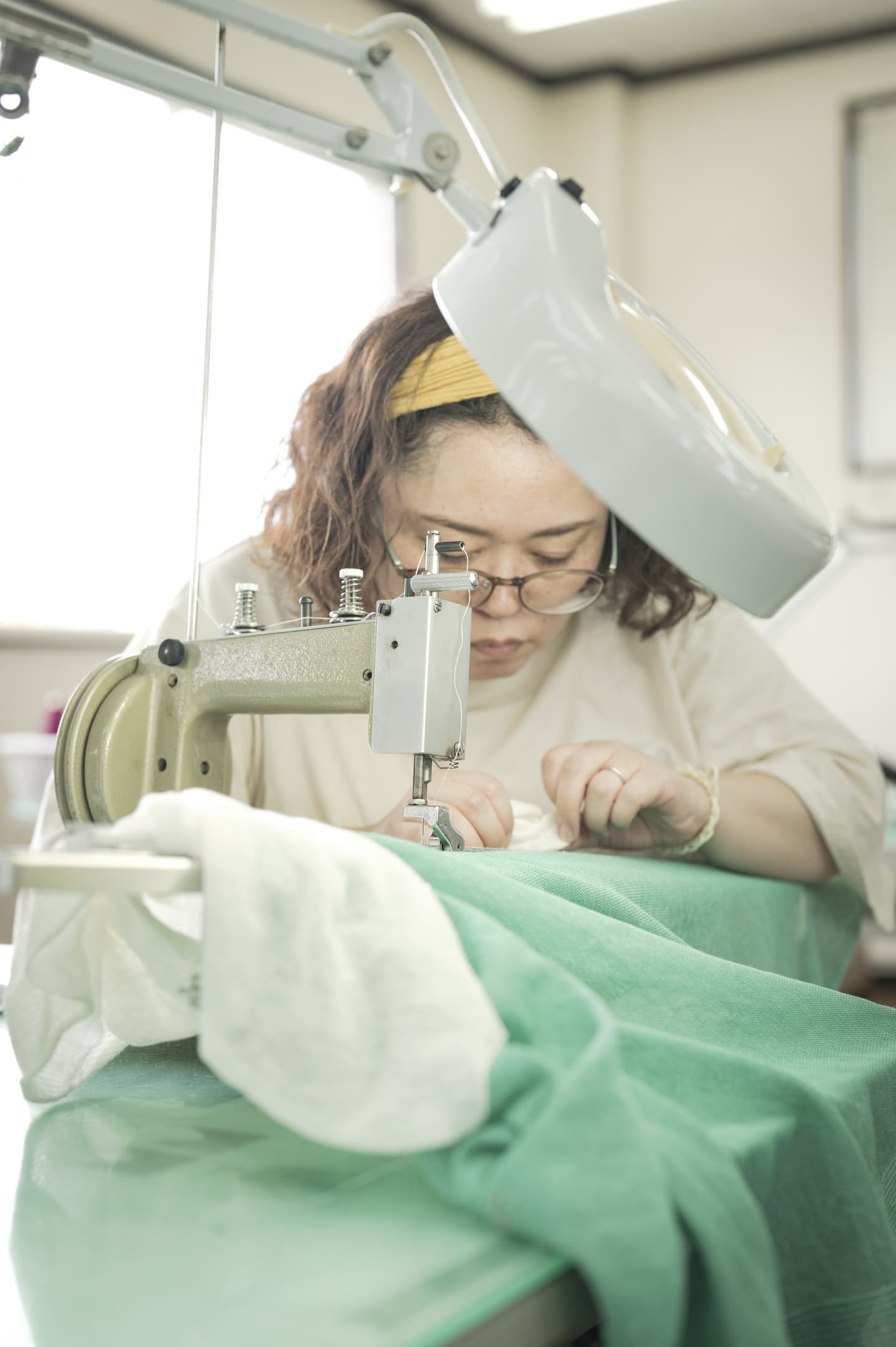 白田のカシミヤ手仕事